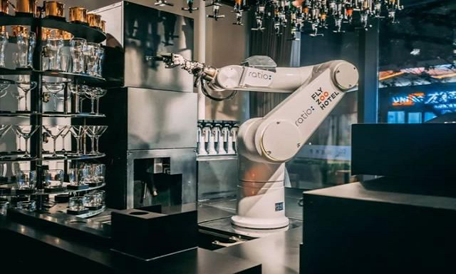 充满科技感的“未来酒店”背后，透露了阿里怎样的“野心”？