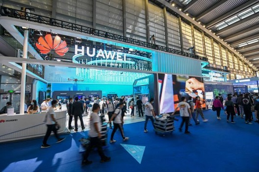 荣耀将推出搭载高通芯片的5G手机