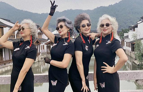 雷军提议帮助老年人融入数字生活，你支持吗？